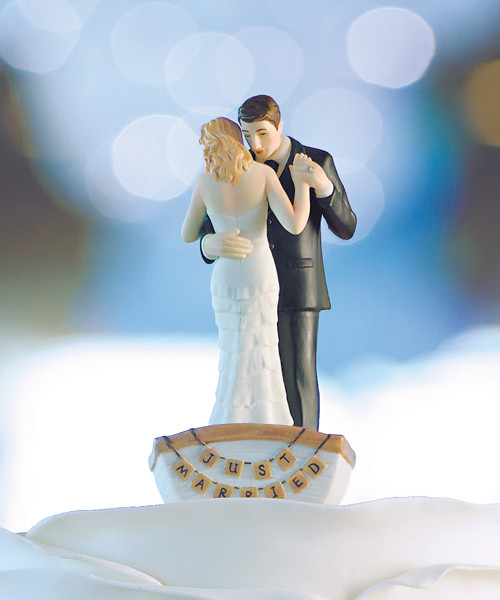 Row Away Couple Wedding Cake Topper