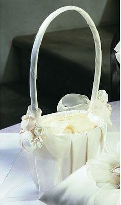 Amour Flower Girl Basket Amour Flower Girl Basket