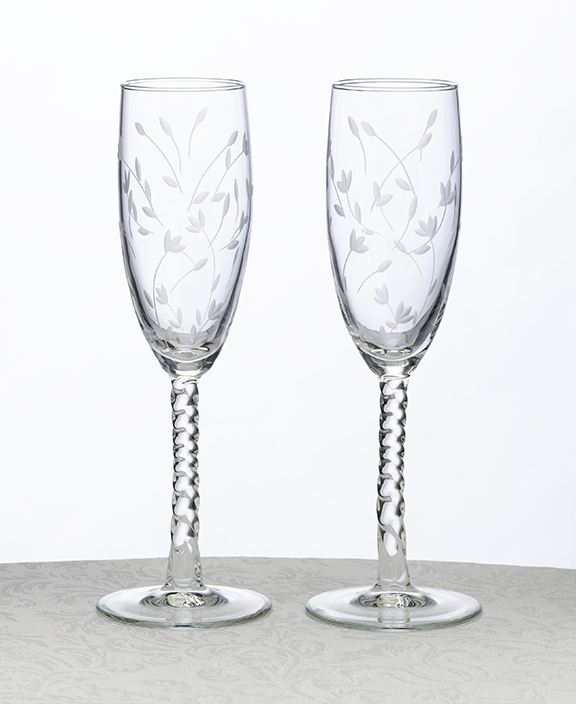 Elegant Flower Basket Ivory