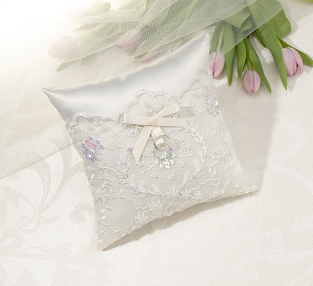 Sequin Lace Pillow Ivory