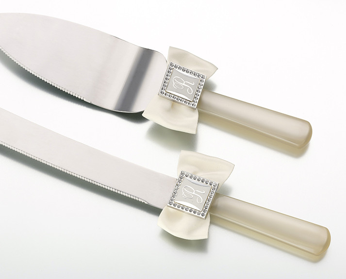 Monogram Sample with Knife and Server set